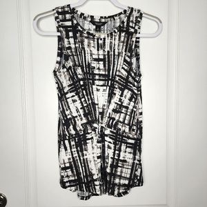 💥3/$30💥 NWOT Simply Vera Vera Wang Sleeveless Blouse